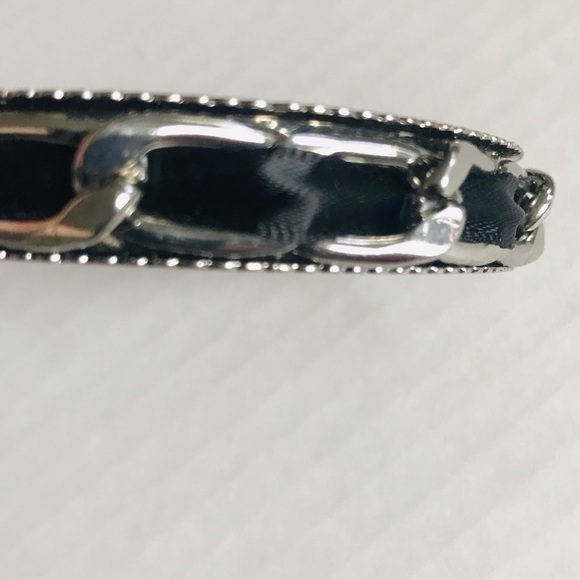 Chain Link Black Ribbon Silvertone Bangle Bracelet - Picture 3 of 5